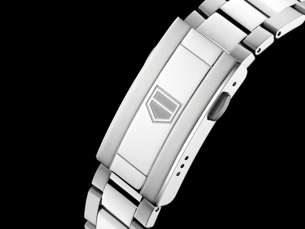 Shop TAG Heuer Aquaracer Professional 200 Date