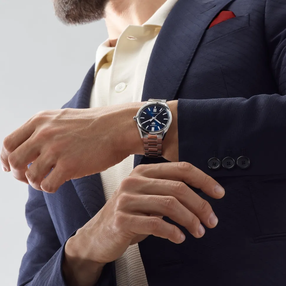 Sale TAG Heuer Carrera Date