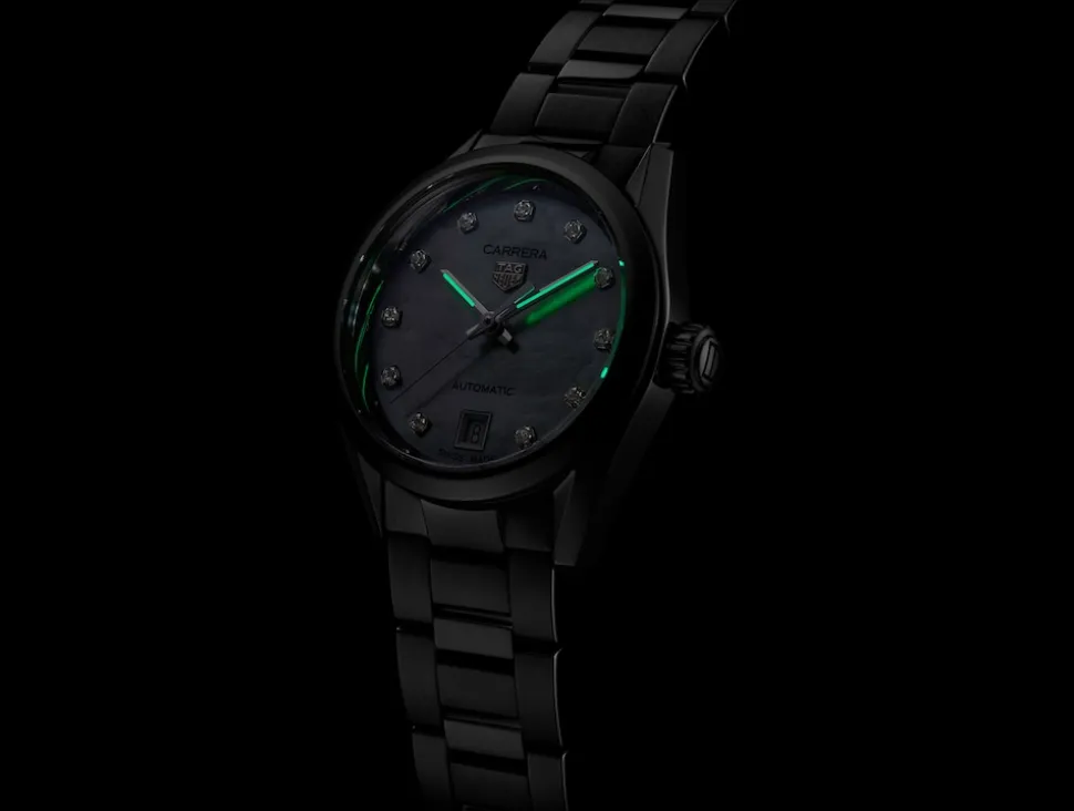Shop TAG Heuer Carrera Date